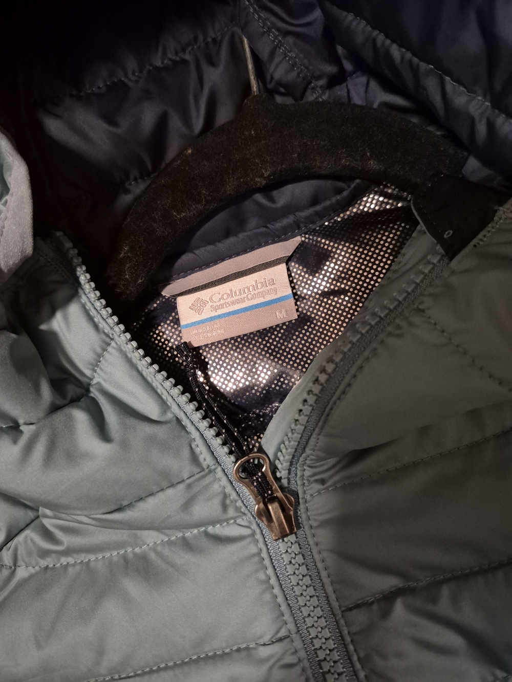 Columbia Women’s Hooded Quilted Puffer Jacket - Light Blue - Picture 3 of 9